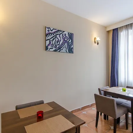 Pensiunea Casa Tepes 3*