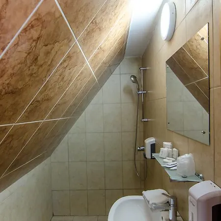 Pensiunea Casa Tepes 3* Brassó